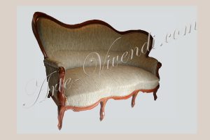 Canape Louis Philippe refait completement avec tissu fauxuni clair